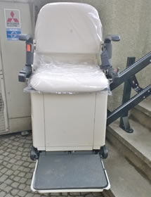 Montascale con seggiolino Montascale con seggiolino