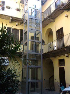 Piattaforma elevatrice Gilò Piattaforma elevatrice Gilò